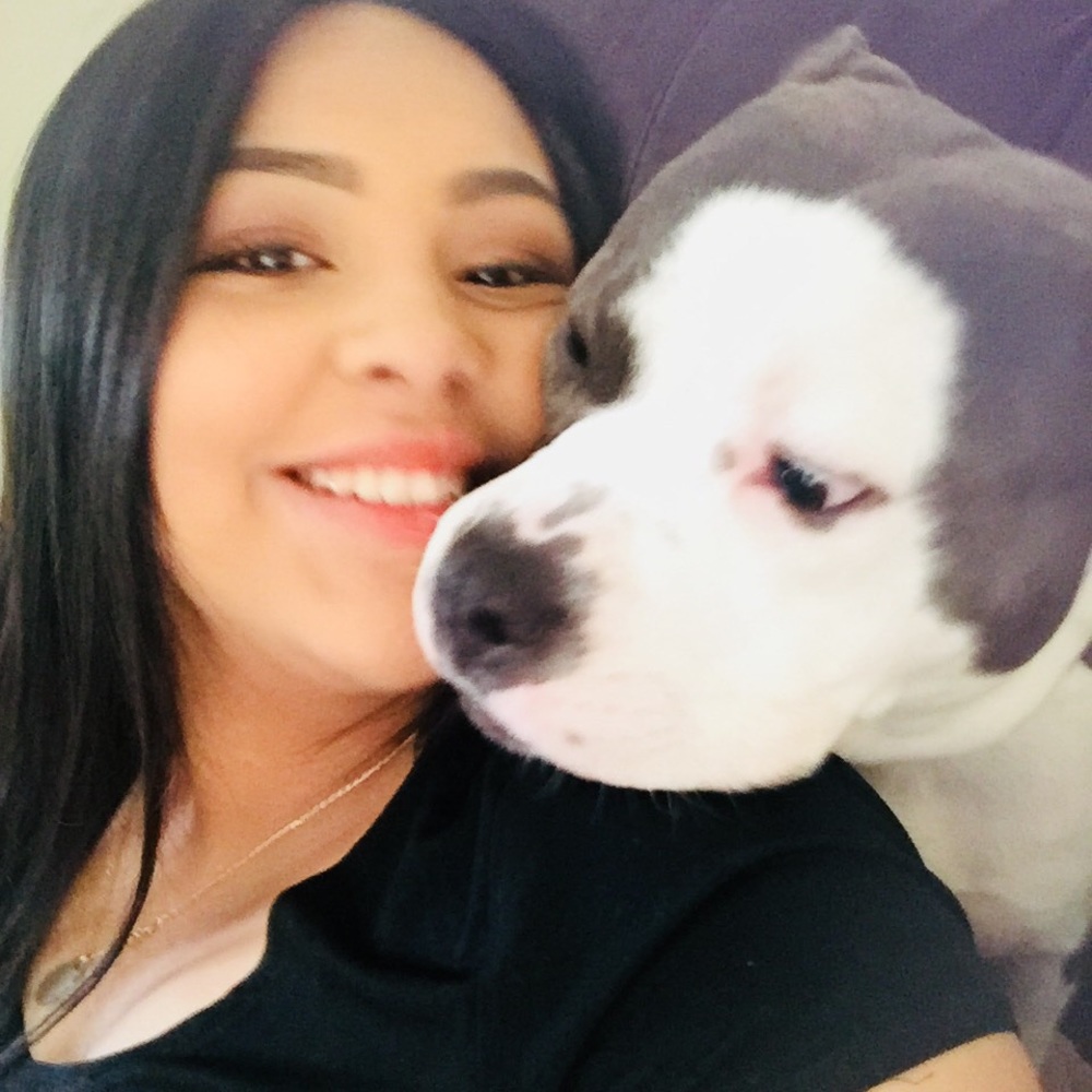 Meet your Posher, Leslie